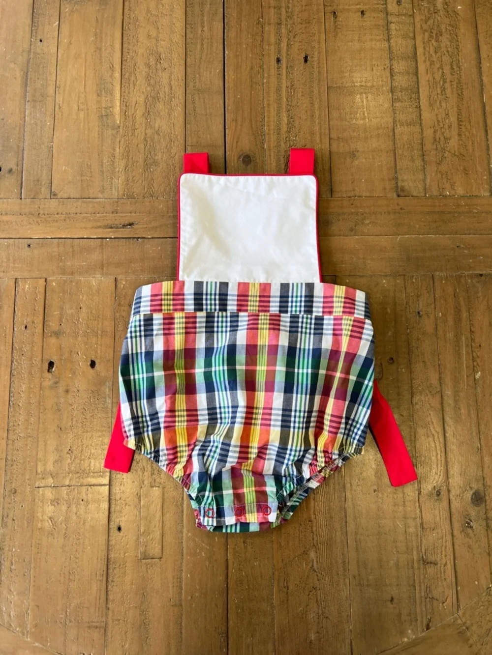 Beaufort bonnet company Sayre Sunsuit Montpelier Plaid White Richmond Red 3T nwt